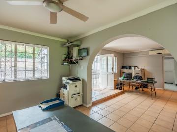 Commercial Property in Gillitts For Sale