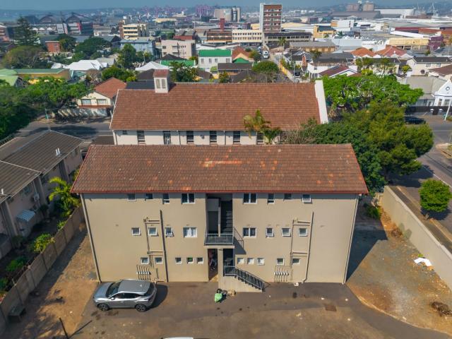 Commercial Property in Glenwood For Sale