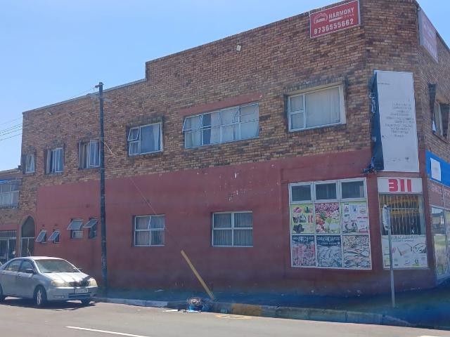 Commercial Property in Goodwood Central For Sale