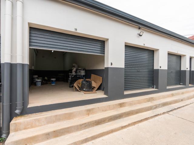 Commercial Property in Grahamstown Central For Sale