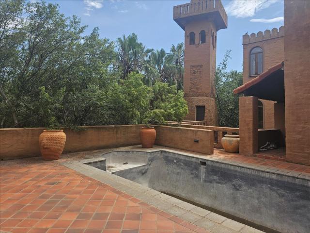 Commercial Property in Hartbeespoort Rural For Sale