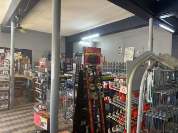 Commercial Property in Hartswater For Sale