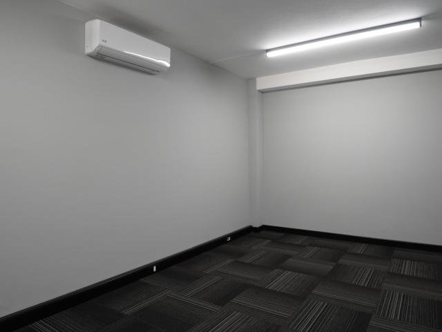 Commercial Property in Hatfield To Rent