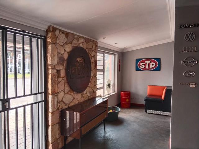 Commercial Property in Heidelberg Central For Sale