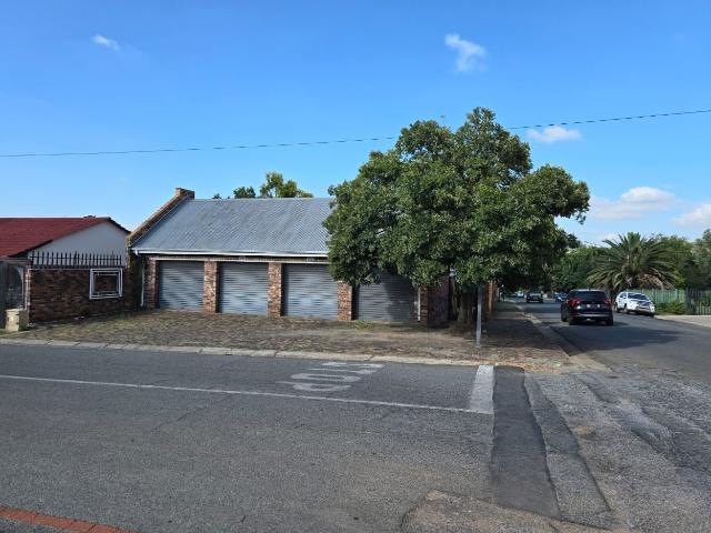 Commercial Property in Heidelberg Central For Sale