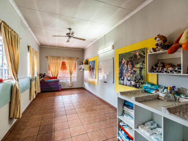 Commercial Property in Hennopspark For Sale