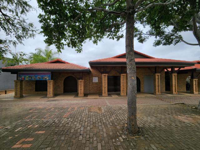Commercial Property in Hoedspruit To Rent