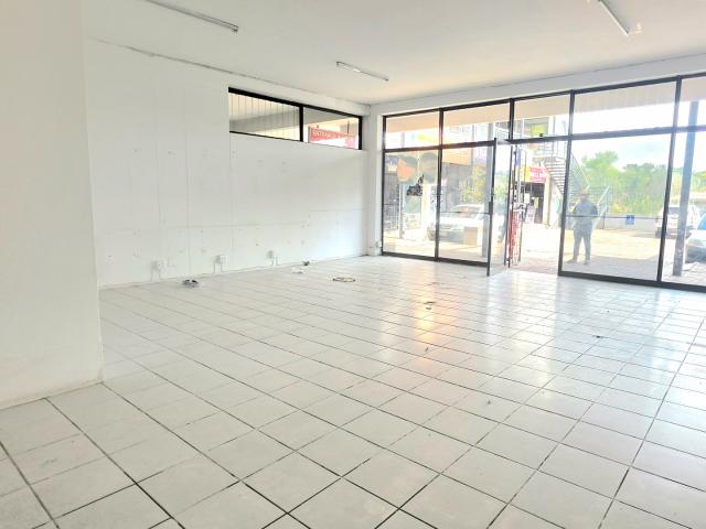 Commercial Property in Lyndhurst To Rent