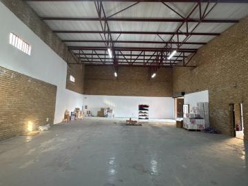 Commercial Property in Ladine To Rent