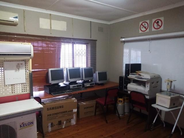 Commercial Property in Park Hill For Sale