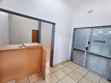 Commercial Property in Parkhill Gardens To Rent