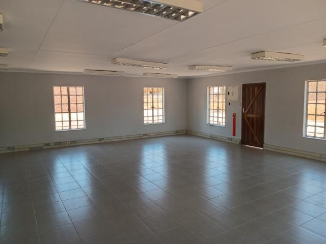 Commercial Property in Pretoria North To Rent