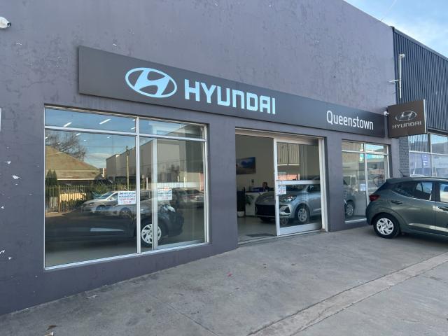 Commercial Property in Queenstown Central For Sale