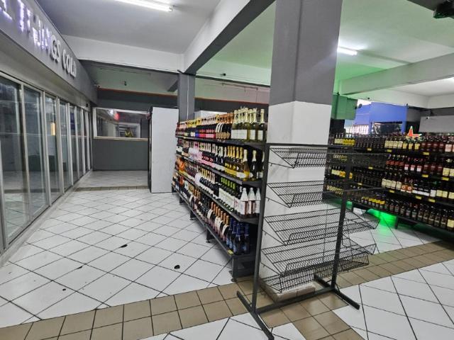 Commercial Property in Regents Park For Sale