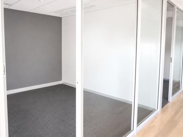 Commercial Property in Rosebank To Rent