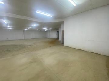 Commercial Property in Rosslyn To Rent