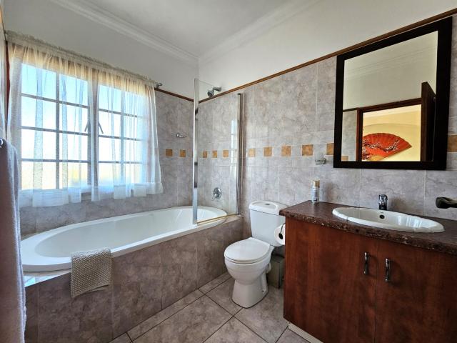 Commercial Property in St Andrews To Rent