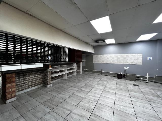 Commercial Property in Sunnyside To Rent