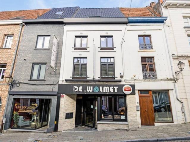 Commercial property with residence 3 to 4 bedrooms in Tien