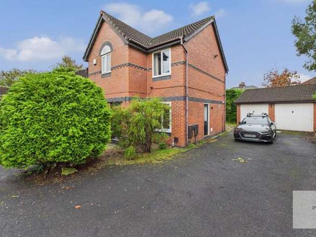 4 Bedroom Detached House
