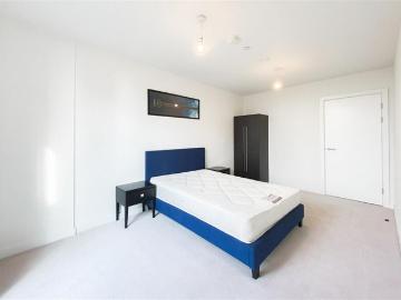 Commercial Road, London, E14