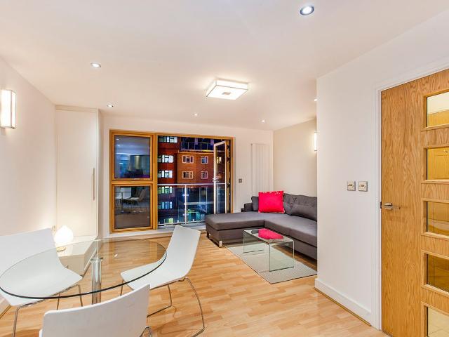 Commercial Road, London E1, 1 bed flat to rent, £1,900 pcm | PrimeLocation