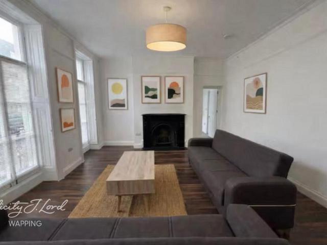 Commercial Road, London 2 bed apartment to rent £2,750 pcm £635 pw