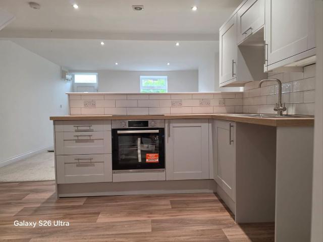 Commercial Road, Llanhilleth NP13, 3 bed terraced house to rent, £800 pcm | PrimeLocation