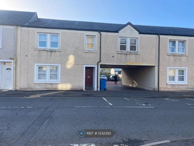 Commercial Road, Strathaven ML10, 2 bed flat to rent, £695 pcm | PrimeLocation