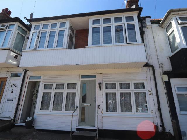Commercial Road, Westcliff On Sea SS0, 1 bed flat to rent, £1,095 pcm | PrimeLocation