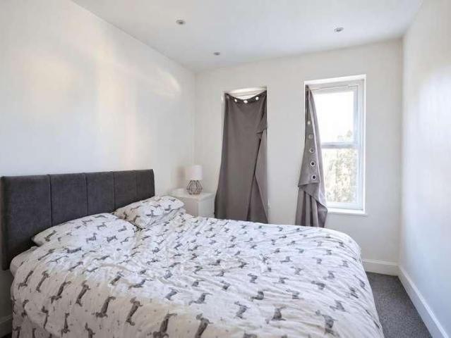 Commercial Road, Westcliff on sea, SS0