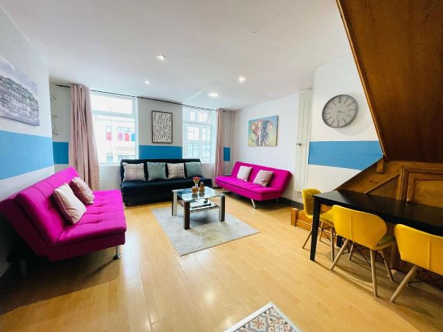 Commercial Road, Tower Hamlets E1, 1 bed maisonette to rent, £1,800 pcm | PrimeLocation