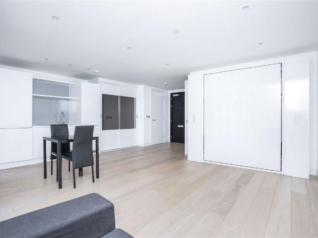 Commercial Street, Aldgate East, London E1, Studio to rent, £2,450 pcm | PrimeLocation