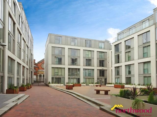 Commercial Street, Birmingham B1 3 bed flat to rent £1,800 pcm £415 pw