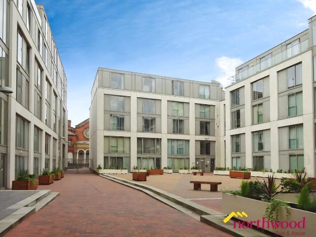 Commercial Street, City Centre, Birmingham B1, 3 bed flat to rent, £1,800 pcm | PrimeLocation