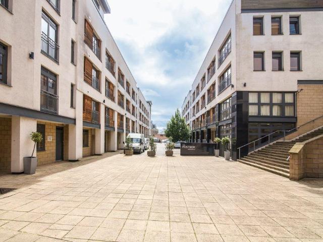 Commercial Street, Park Central, B1 1LB, United Kingdom | 2 bed apartment for rent #128740275 | Rentberry