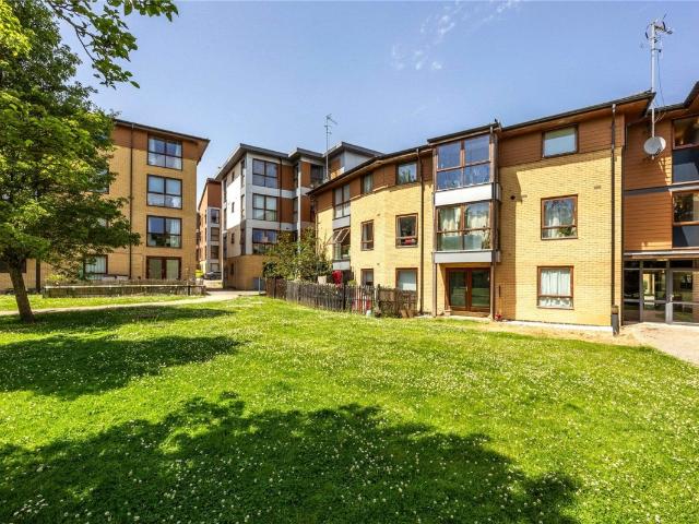 Commonwealth Drive, Crawley, West Sussex
