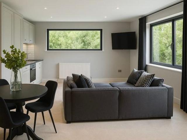 Common End Lane, Huddersfield HD8, 1 bed flat to rent, £1,400 pcm | PrimeLocation