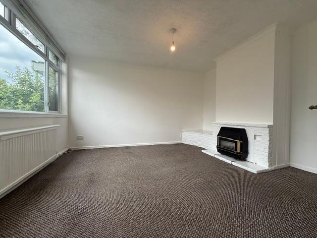 Common Road, Langley SL3, 3 bed property to rent, £1,900 pcm | PrimeLocation