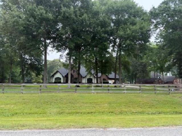 Commons Spring Creek Dr