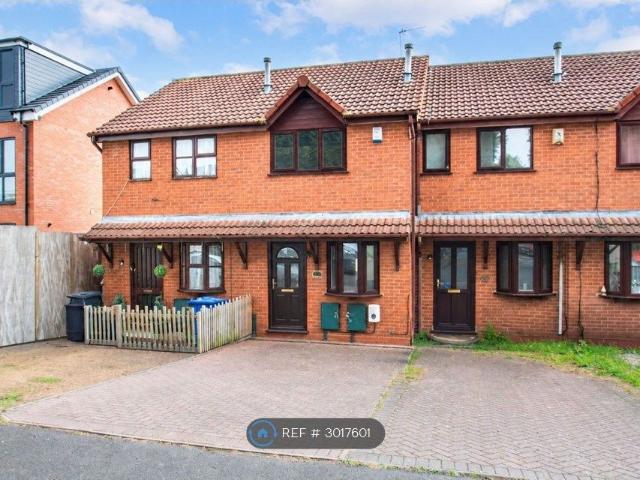 Commonside, Brierley Hill DY5, 2 bed terraced house to rent, £1,000 pcm | PrimeLocation
