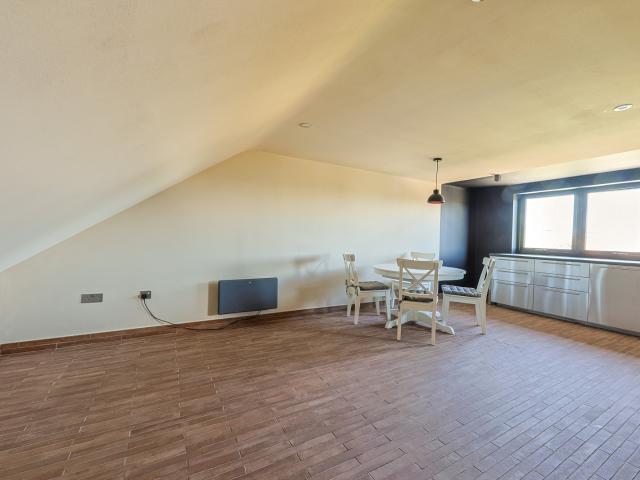Commonside East, Mitcham, CR4 Flat