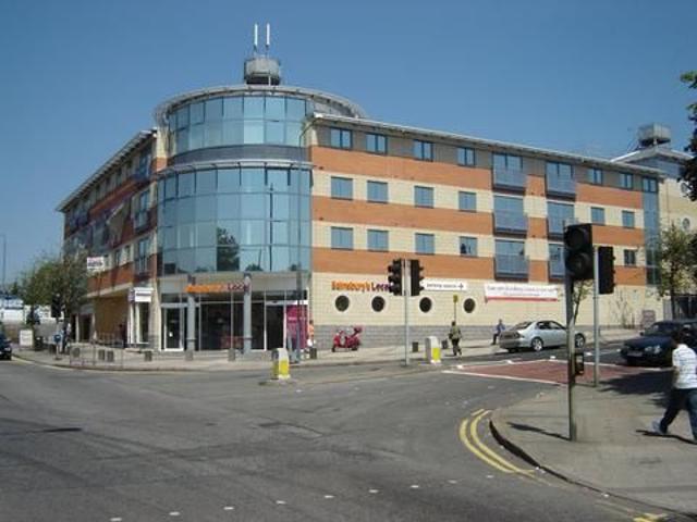 Commodore Court, Bar Lane, Aspley, Nottingham NG8, 2 bed flat to rent, £795 pcm | PrimeLocation