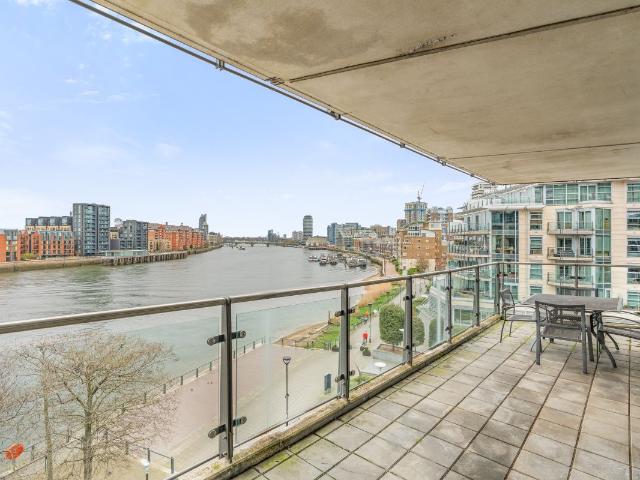 Commodore House, Battersea Reach SW18, 3 bed flat to rent, £4,600 pcm | PrimeLocation