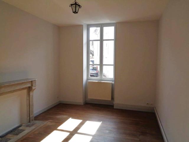 COMMUNE DE BOURBON LANCY