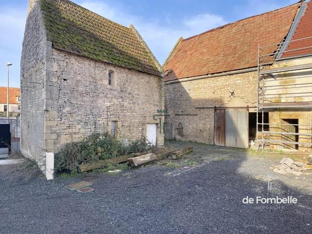 COMMUNE DE CAEN LA MER MAISON A RENOVER