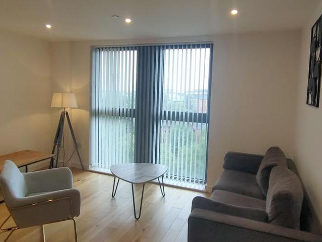 Communication Row, Birmingham B15 2 bed apartment to rent £1,350 pcm £312 pw