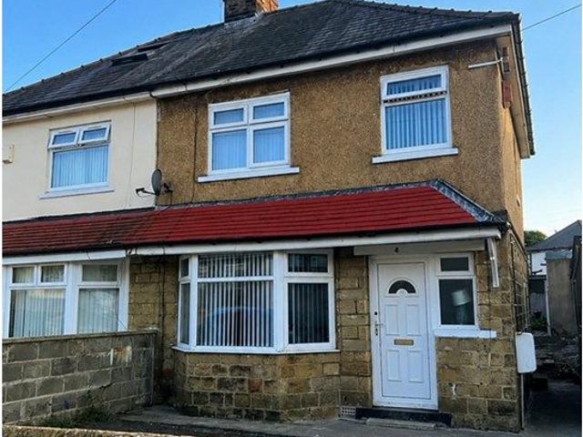 Como Gardens, Bradford BD8, 3 bed semi detached house to rent, £1,249 pcm | PrimeLocation