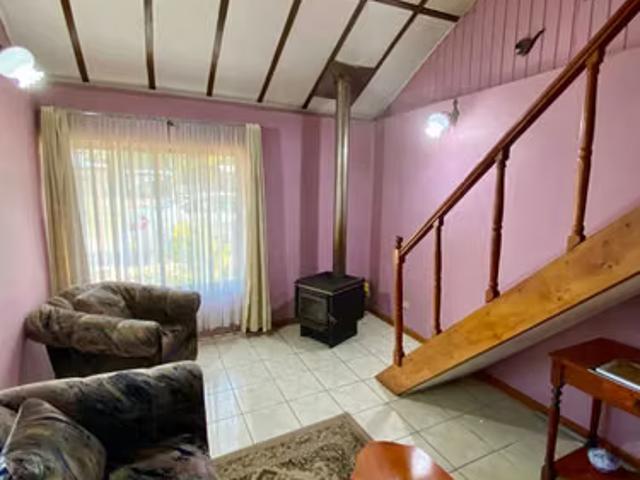 Cómoda casa a pasos del Hospital Regional 1778 | dormitorios por 180000. 00 en Chillán