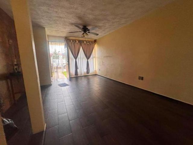 Cómoda casa en venta en ixhuatlacillo